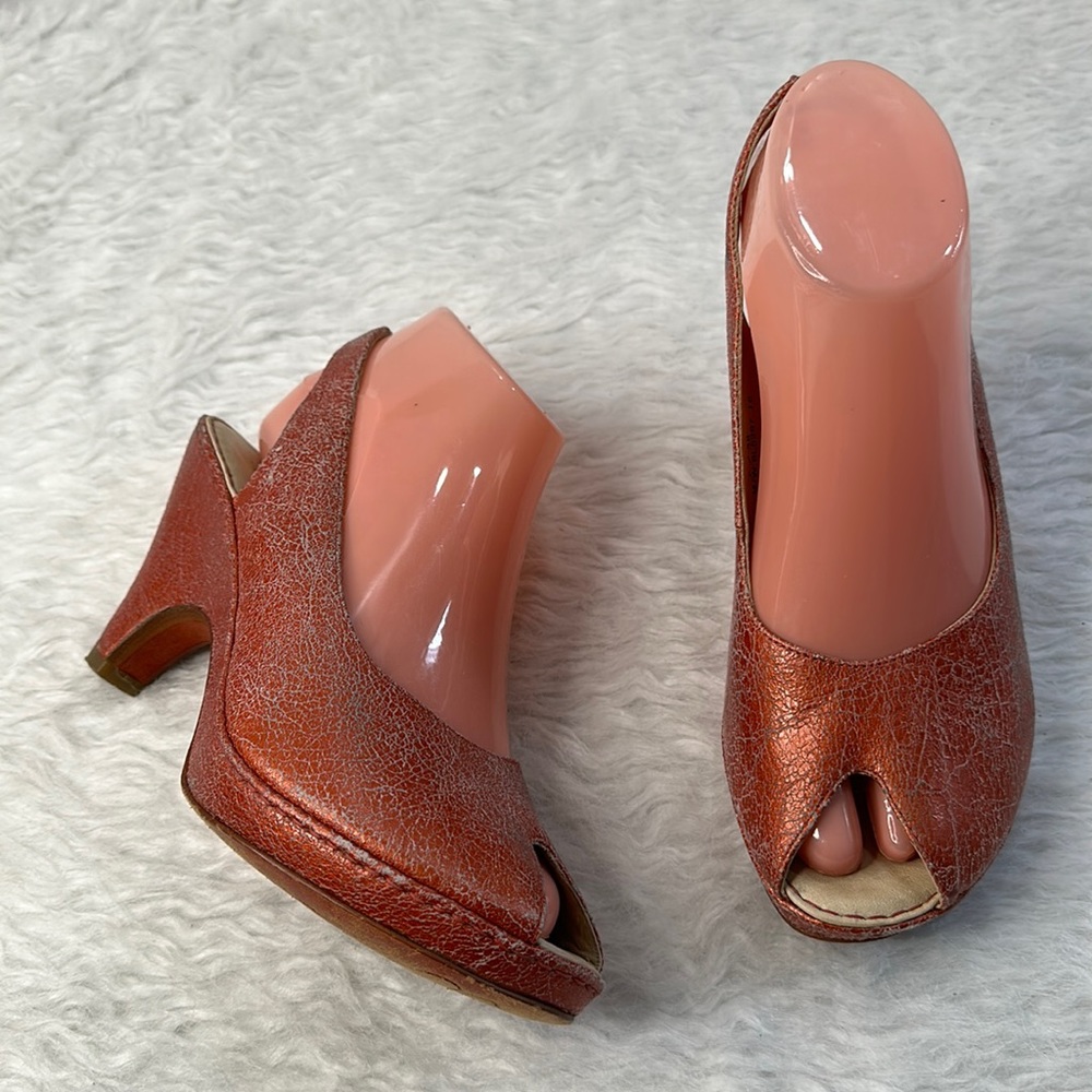 Bolo Heels Sandals Sz 7/38